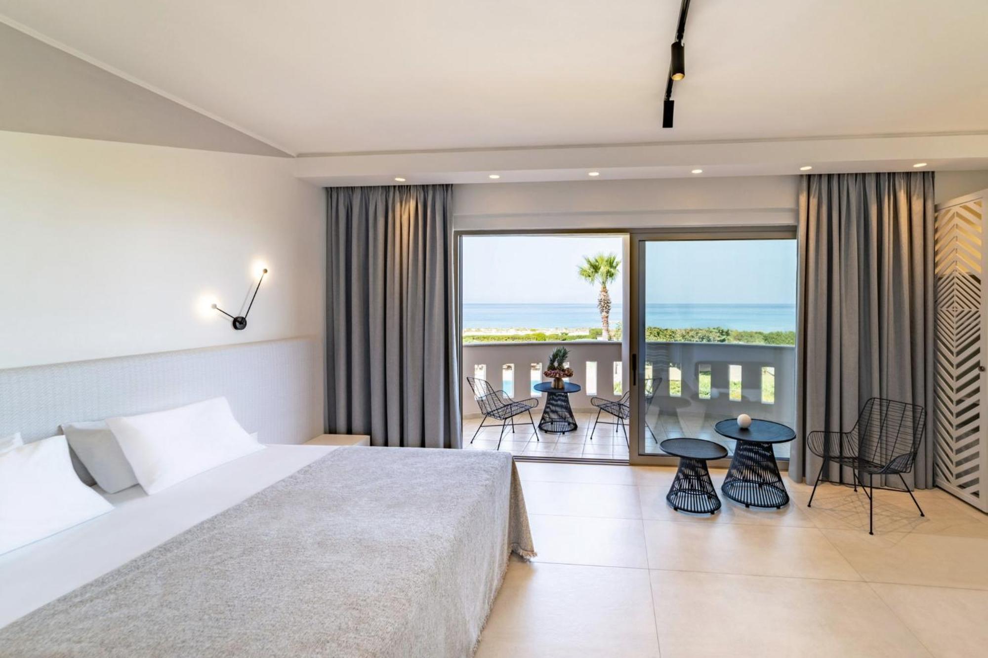San Giovanni Beach Resort And Suites アギオス・イオアニス エクステリア 写真