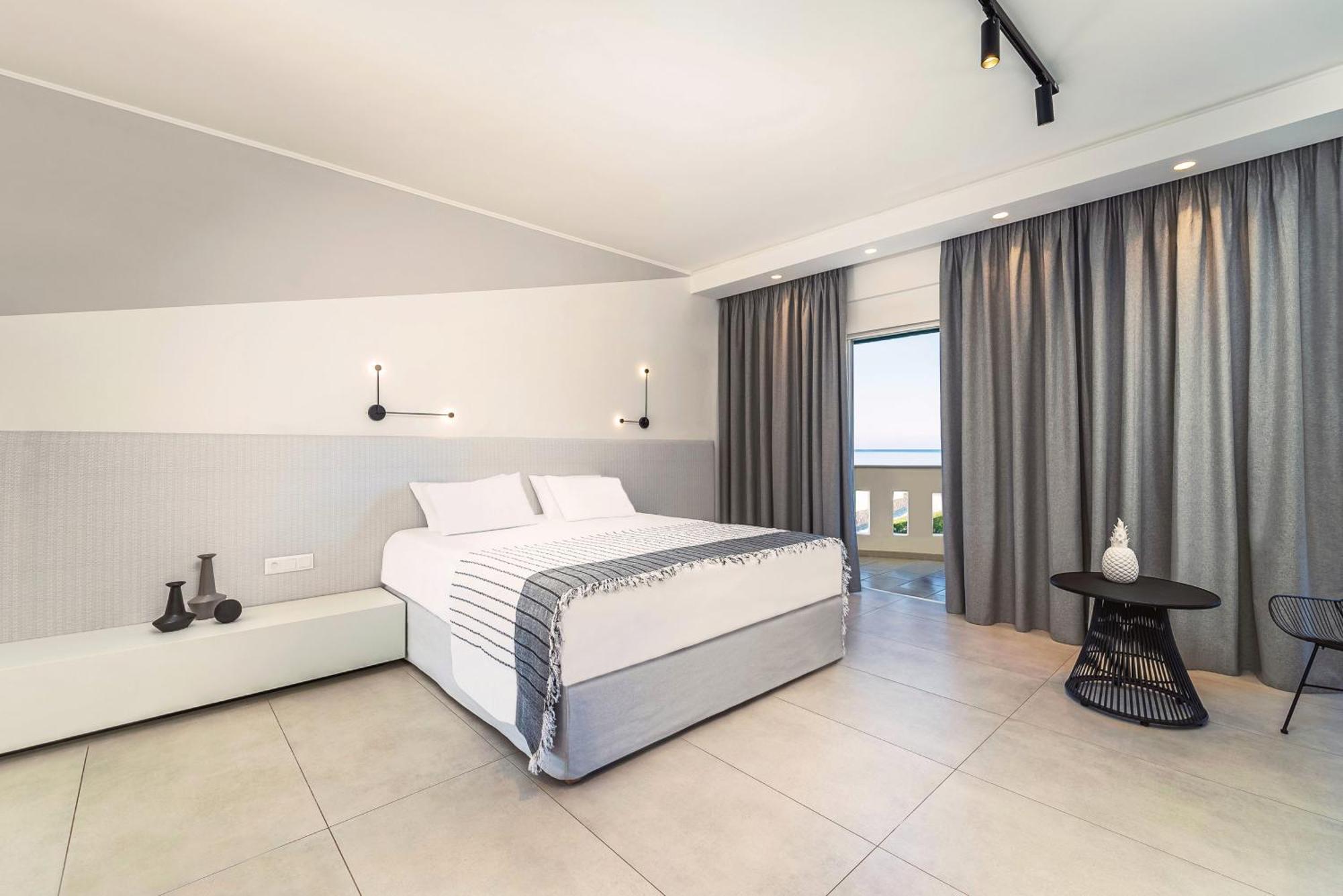 San Giovanni Beach Resort And Suites アギオス・イオアニス エクステリア 写真