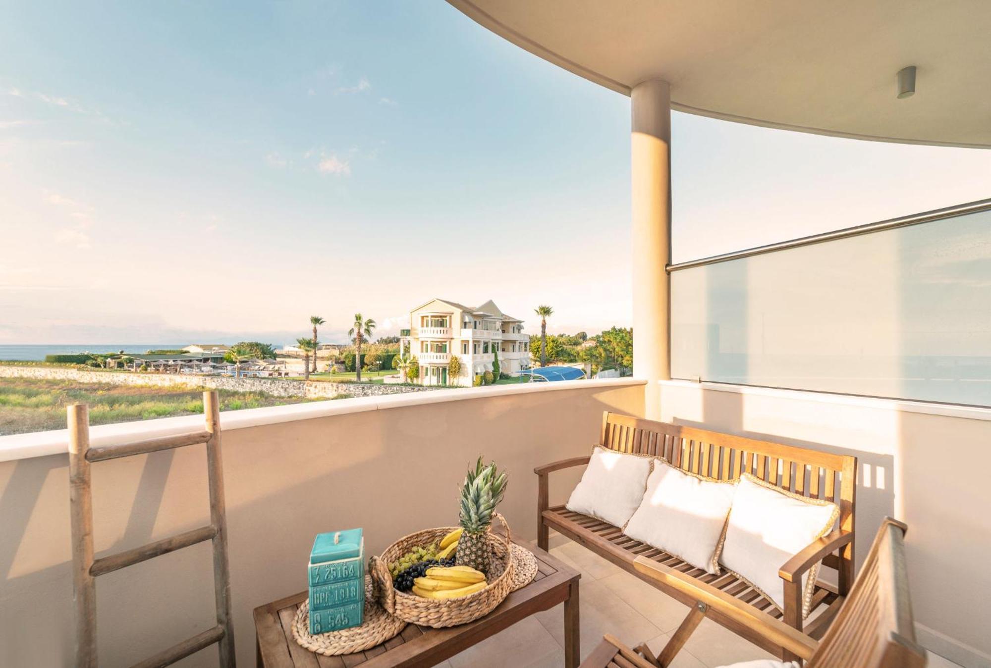 San Giovanni Beach Resort And Suites アギオス・イオアニス エクステリア 写真